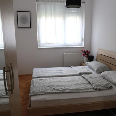 Apartman Bel Varaždin Buitenkant foto